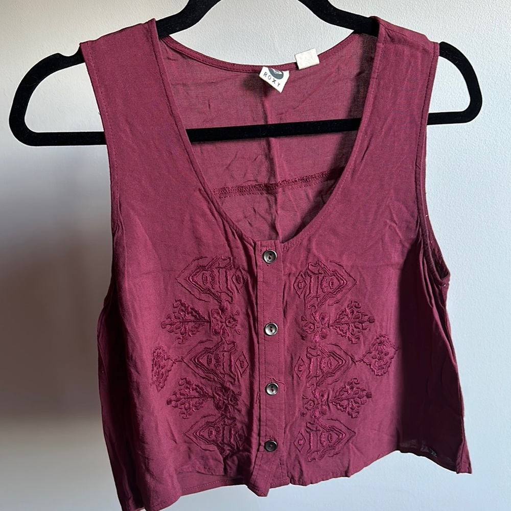 Roxy Women's Sleeveless Button-Up Crop Top - Maroon